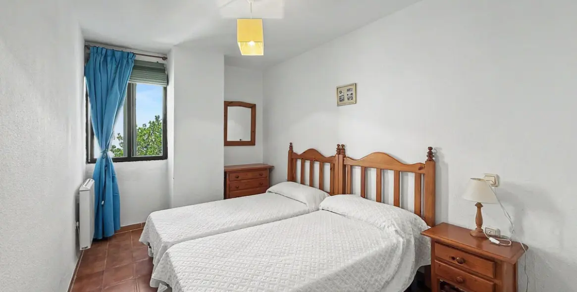 Sale of townhouse in Casares Playa 24