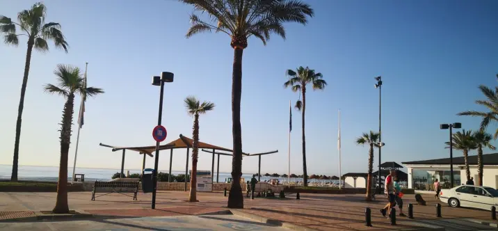 Venta de apartamento en planta media en Fuengirola 1