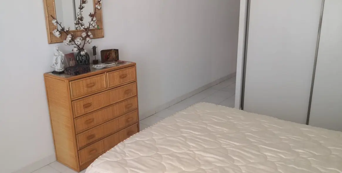 Sale of middle floor apartment in Fuengirola 10