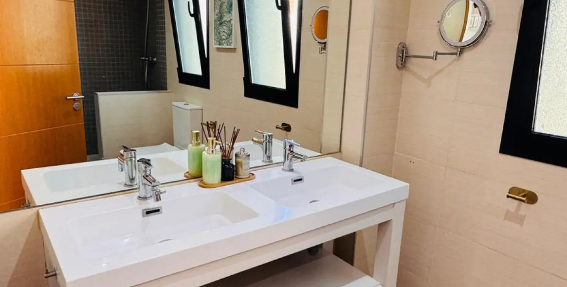 Sale of middle floor apartment in Selwo 13