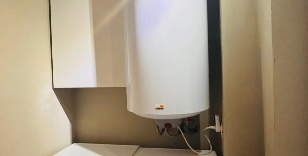 Sale of middle floor apartment in Selwo 14