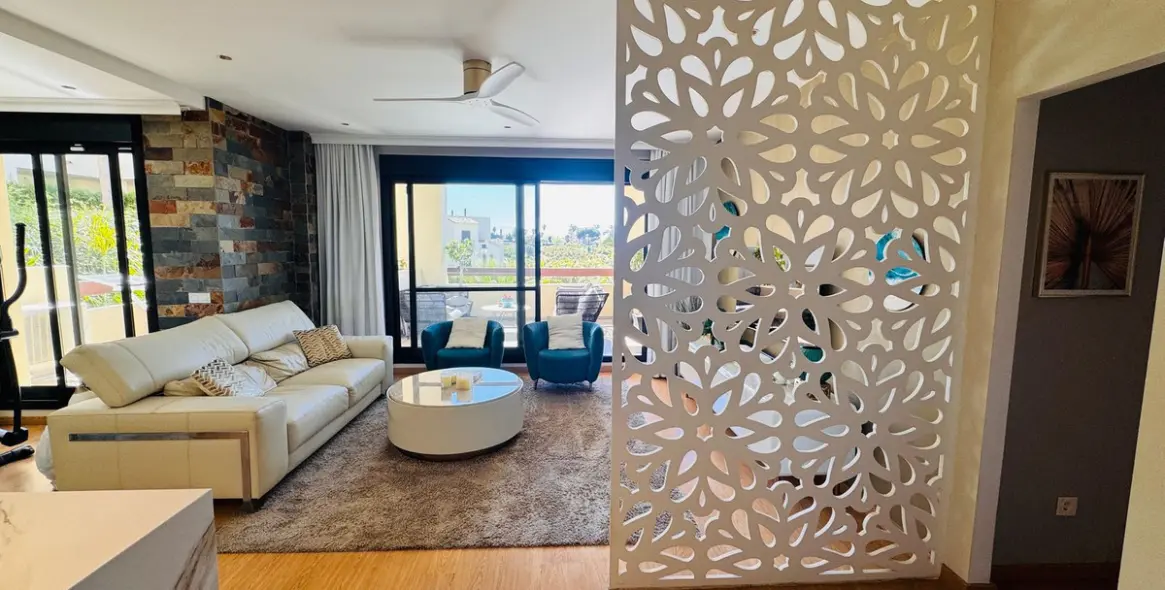 Sale of middle floor apartment in Selwo 29