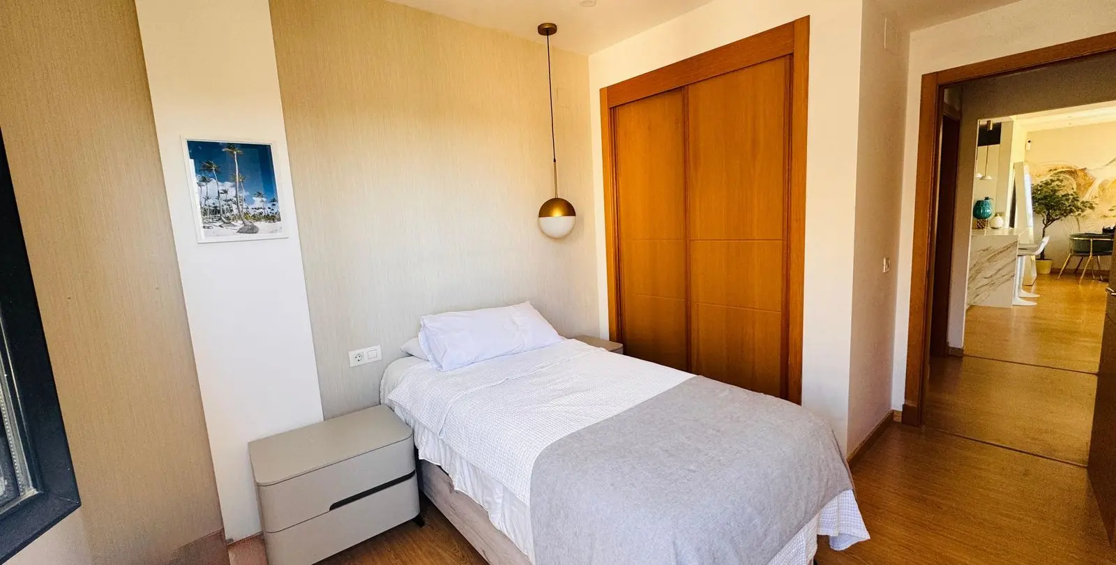 Sale of middle floor apartment in Selwo 19