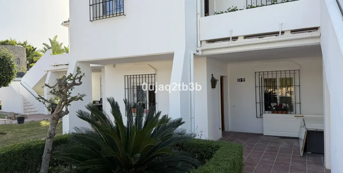 Sale of ground floor apartment in Nueva Andalucía 1