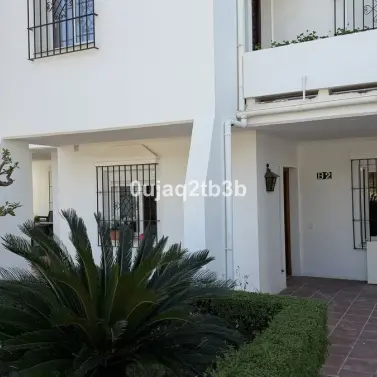 Sale of ground floor apartment in Nueva Andalucía