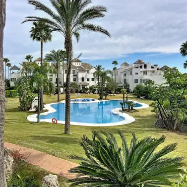 Продажа апартаментов на первом этаже в El Paraiso