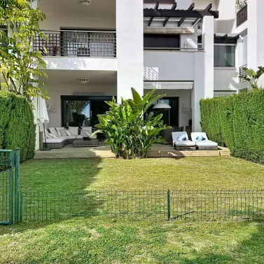 Продажа апартаментов на первом этаже в El Paraiso