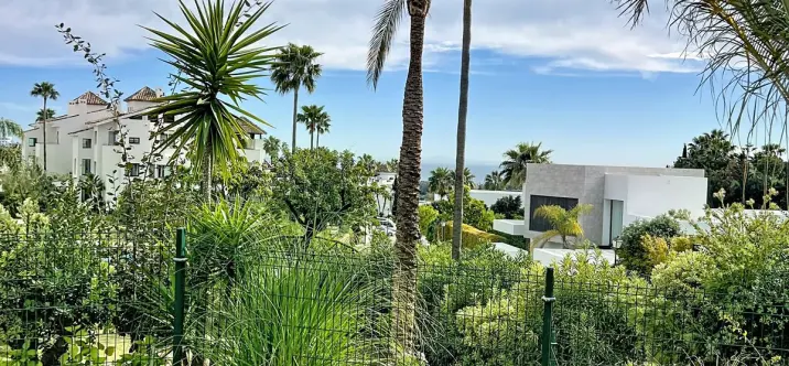 Продажа апартаментов на первом этаже в El Paraiso 3