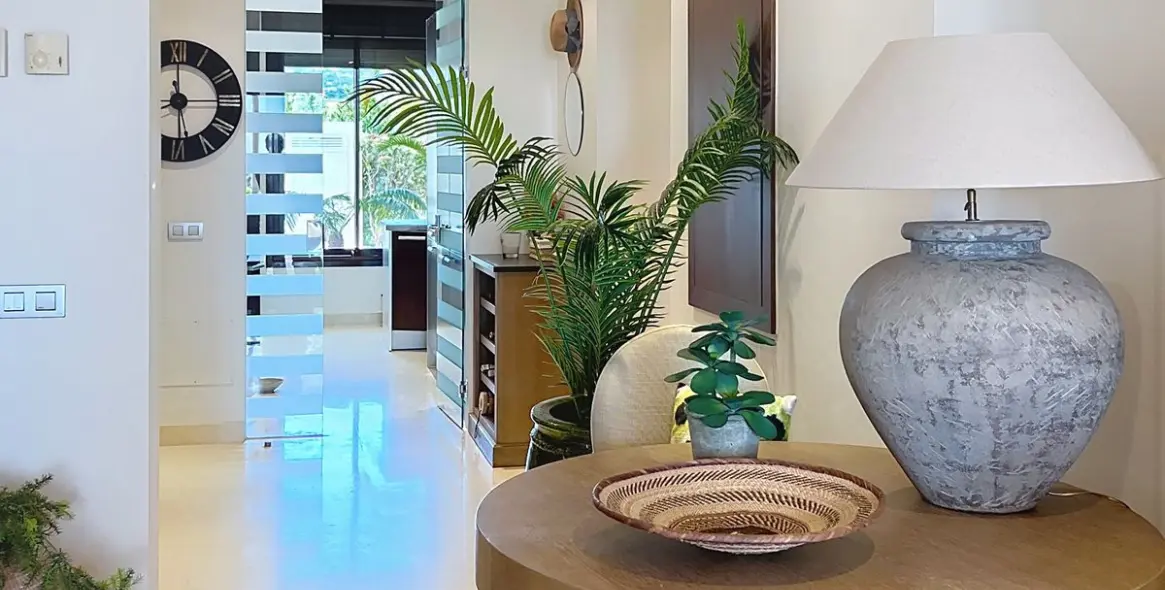 Продажа апартаментов на первом этаже в El Paraiso 8