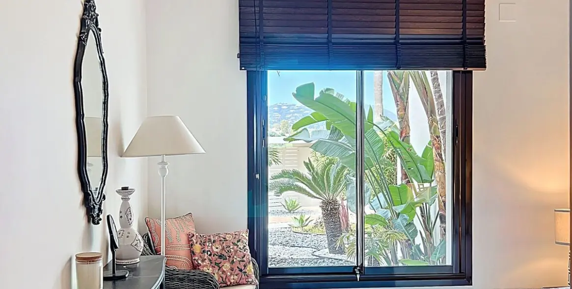 Продажа апартаментов на первом этаже в El Paraiso 19