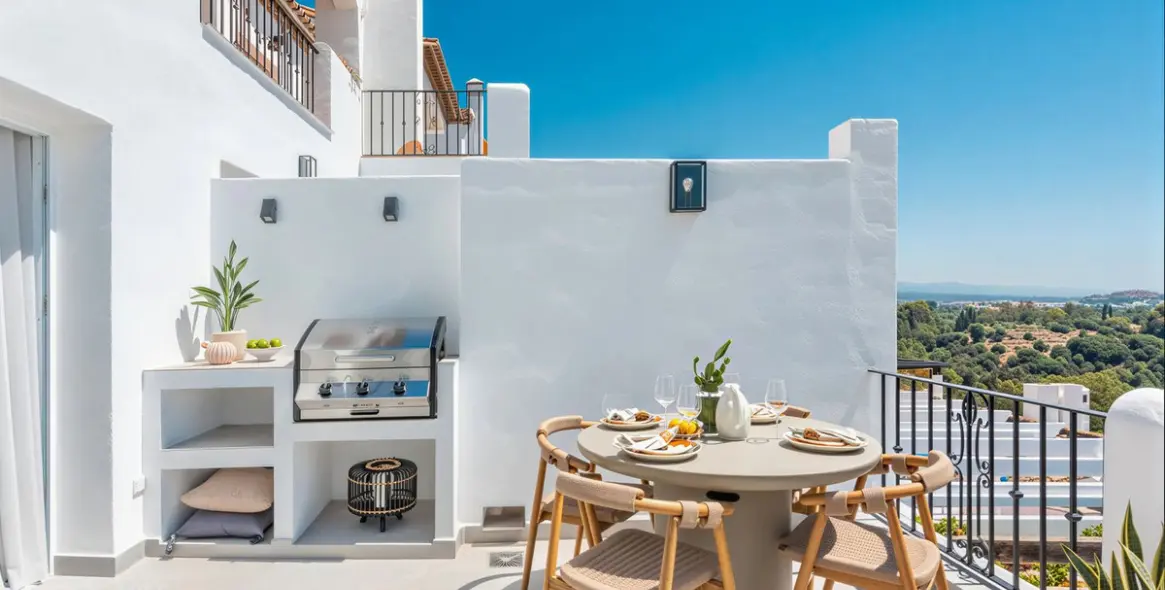 Sale of middle floor apartment in Benahavís 4