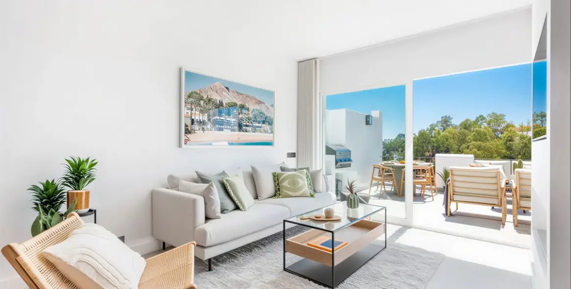 Sale of middle floor apartment in Benahavís 5