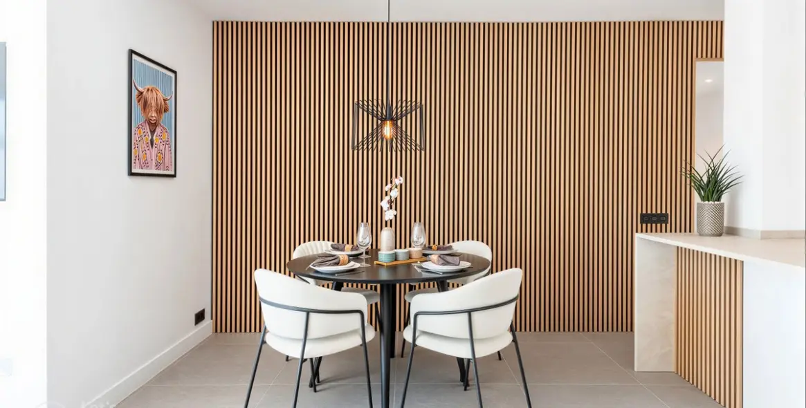 Sale of middle floor apartment in Benahavís 6