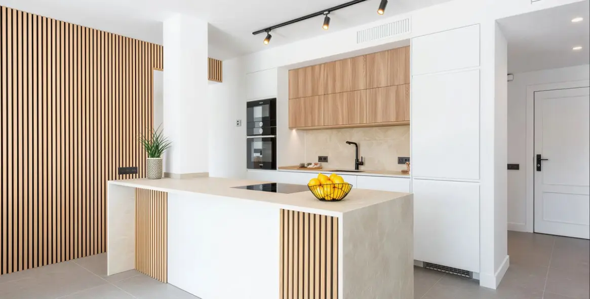 Sale of middle floor apartment in Benahavís 8