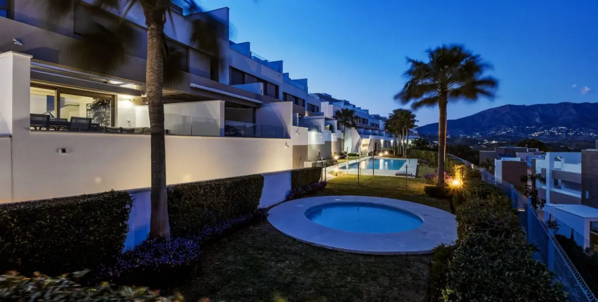 Продажа таунхауса в La Cala Golf 40