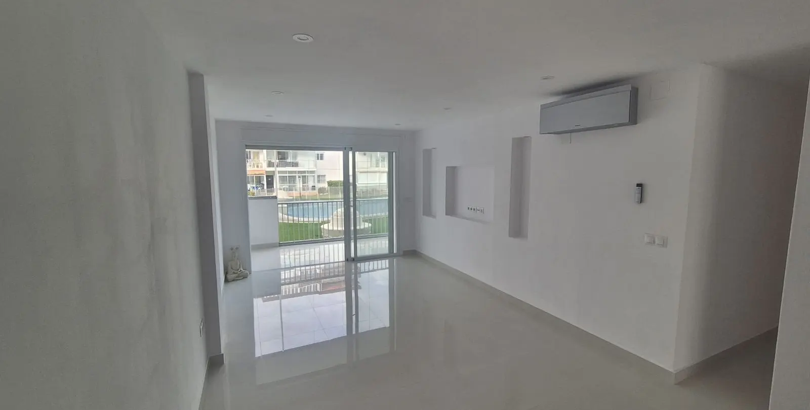 Sale of ground floor apartment in Los Boliches 6