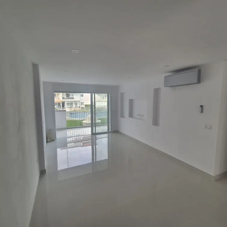 Sale of ground floor apartment in Los Boliches