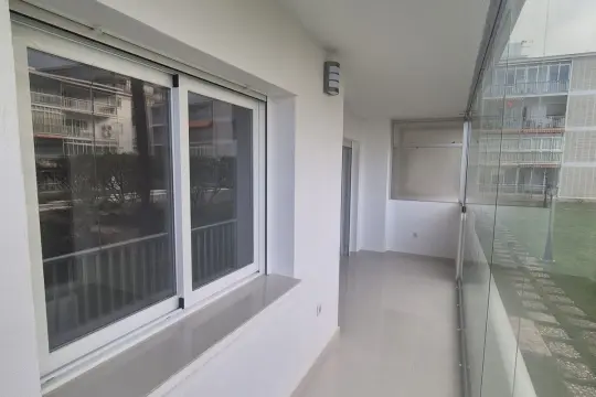 Image 8 thumb