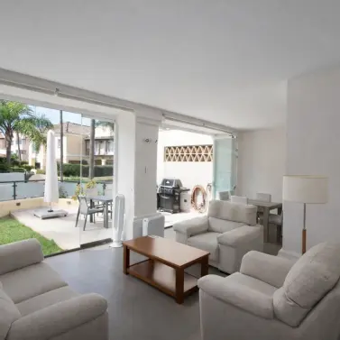 Venta de casa pareada en Elviria