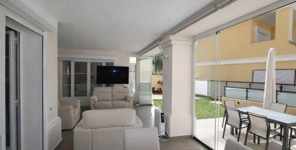 Venta de casa pareada en Elviria 6