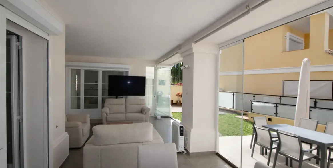 Venta de casa pareada en Elviria 8
