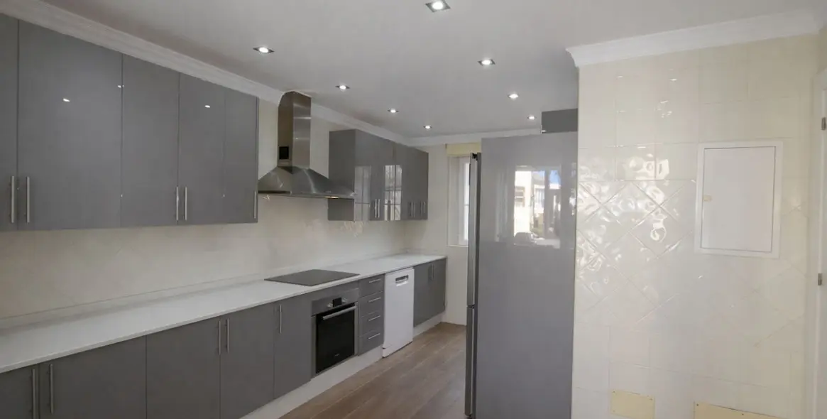 Venta de casa pareada en Elviria 17