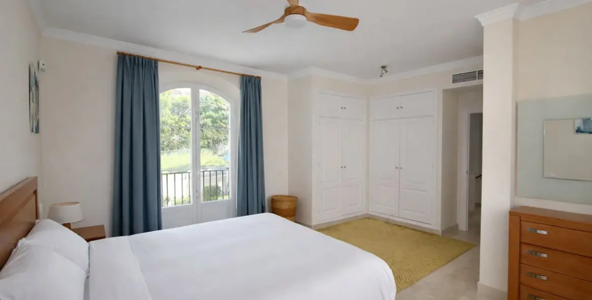 Venta de casa pareada en Elviria 30