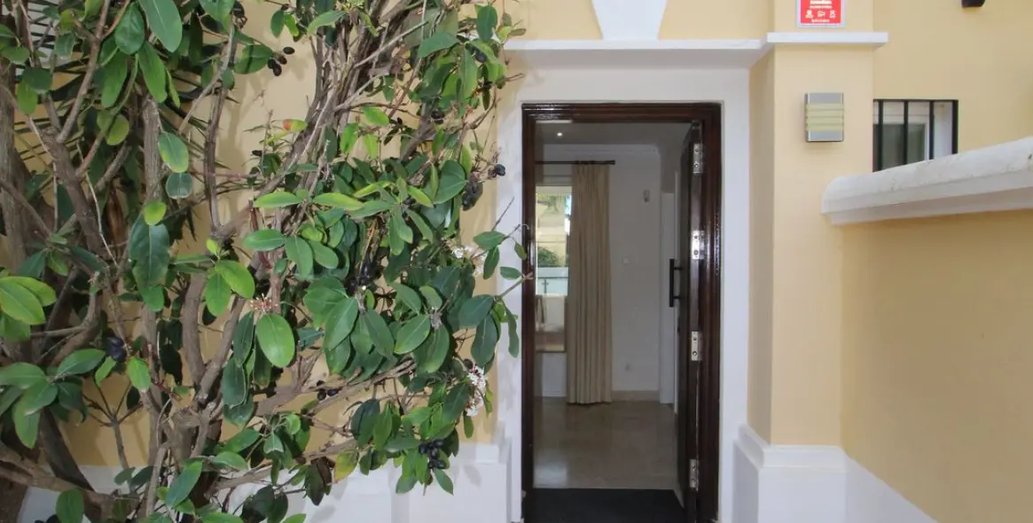 Venta de casa pareada en Elviria 59