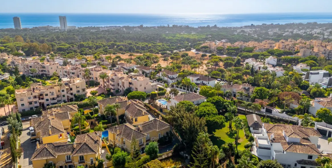 Venta de casa pareada en Elviria 65