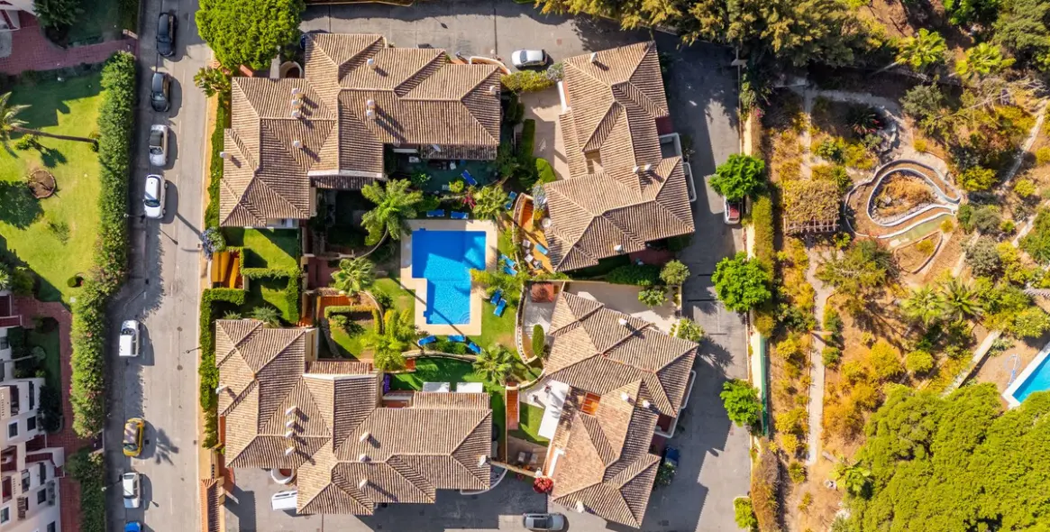 Venta de casa pareada en Elviria 68