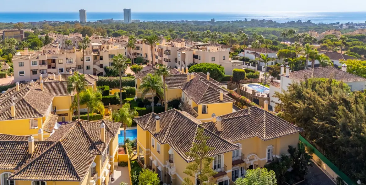 Venta de casa pareada en Elviria 69