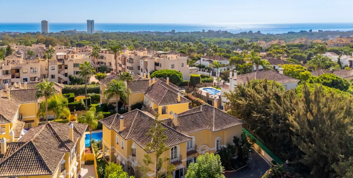 Venta de casa pareada en Elviria 72