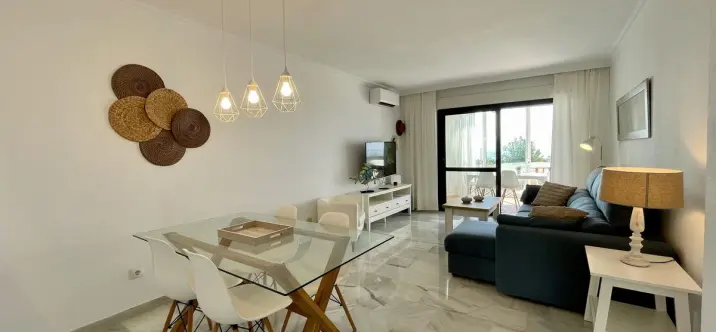 Venta de villa independiente en Calahonda 2