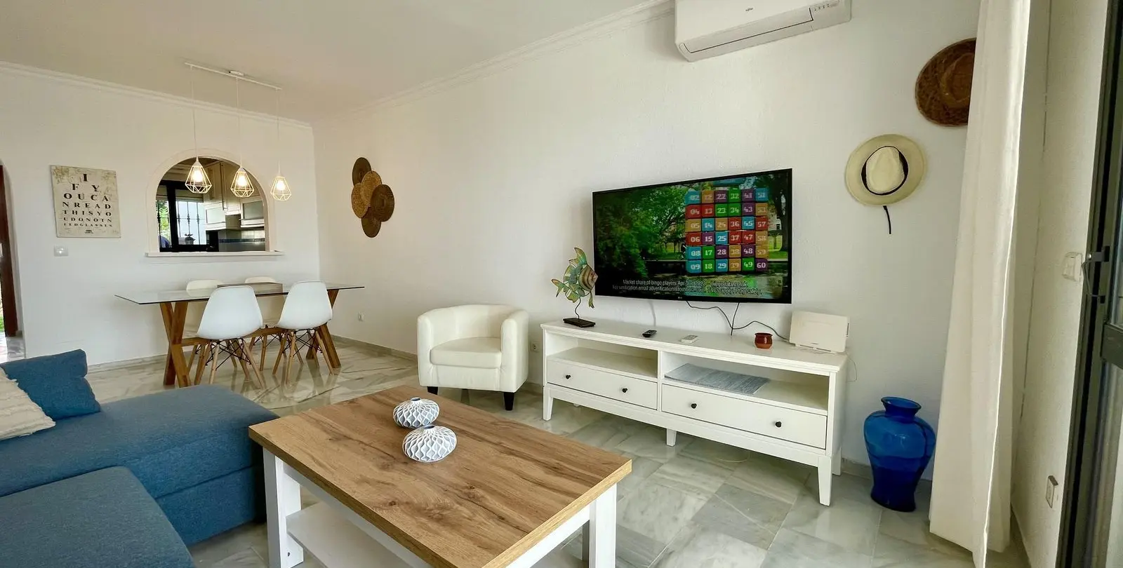 Sale of detached villa in Calahonda 6