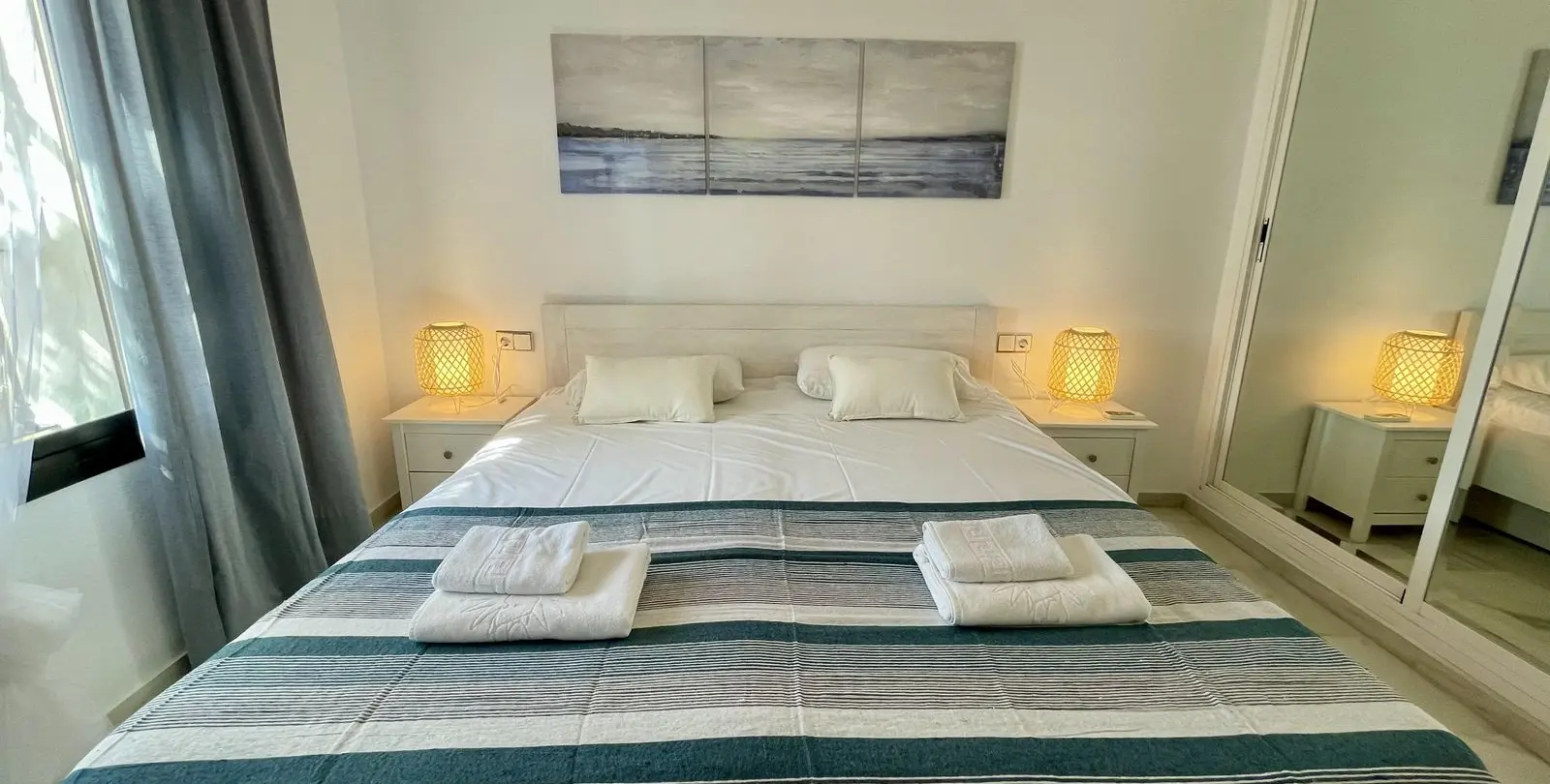 Sale of detached villa in Calahonda 10