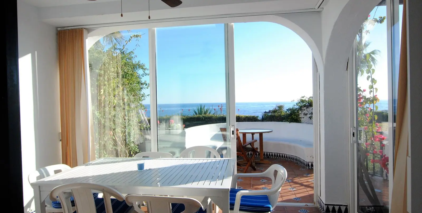 Sale of detached villa in Calahonda 16