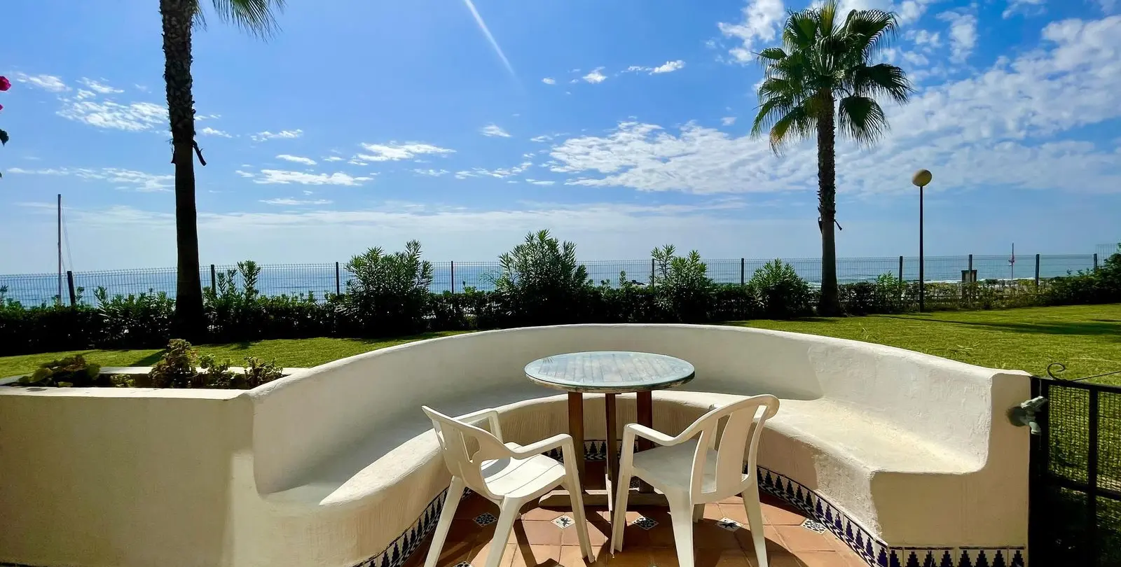Sale of detached villa in Calahonda 17