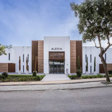 Продажа апартаментов на среднем этаже в Estepona