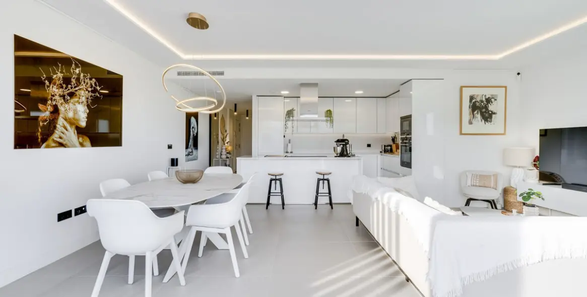 Продажа апартаментов на среднем этаже в Estepona 3