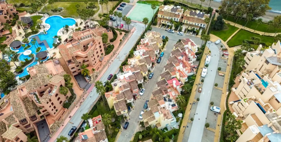 Продажа таунхауса в New Golden Mile 15