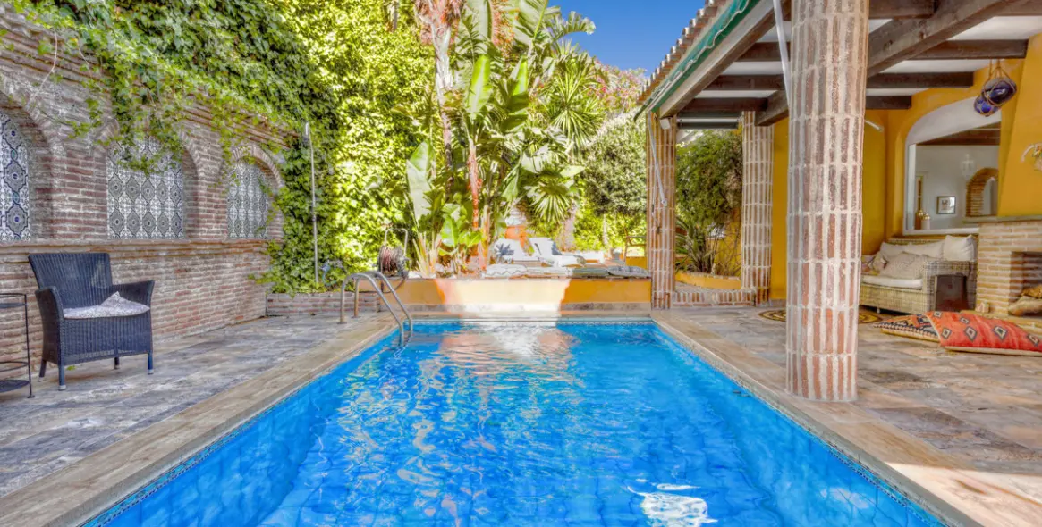 Sale of detached villa in Torremuelle 3