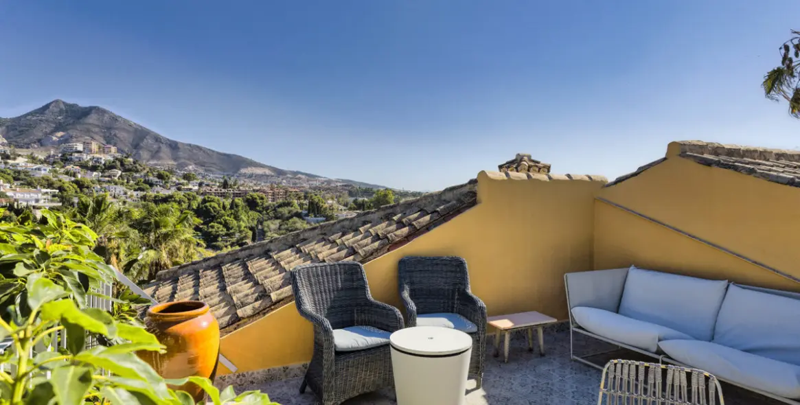 Sale of detached villa in Torremuelle 8