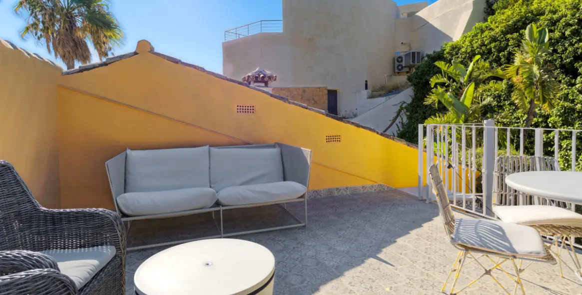 Sale of detached villa in Torremuelle 9