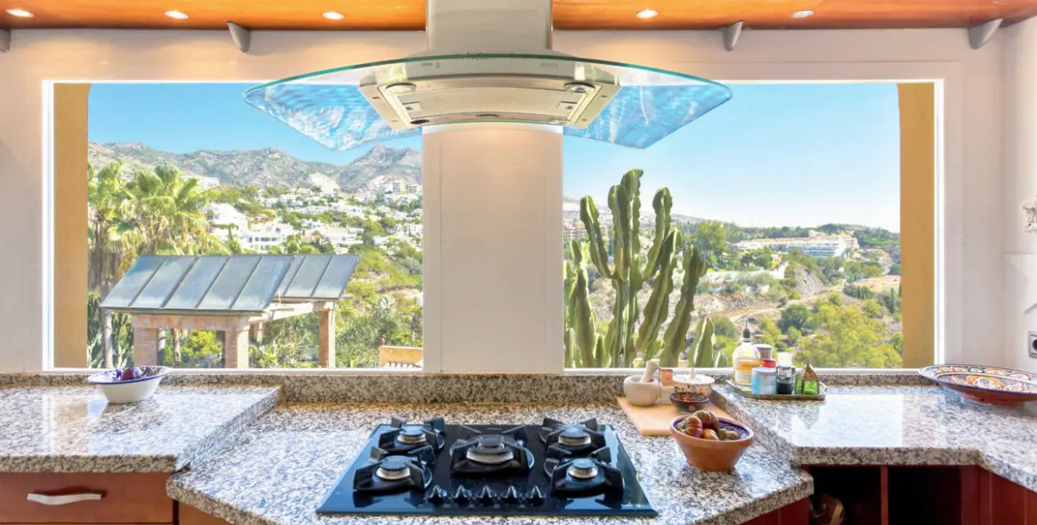 Sale of detached villa in Torremuelle 30