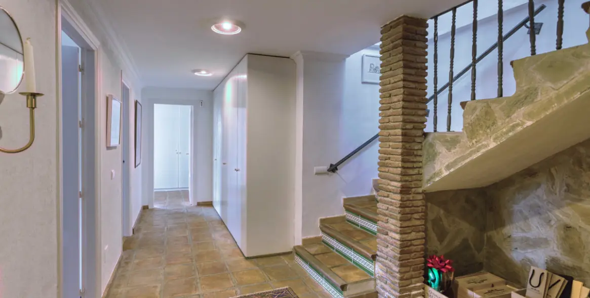 Sale of detached villa in Torremuelle 51