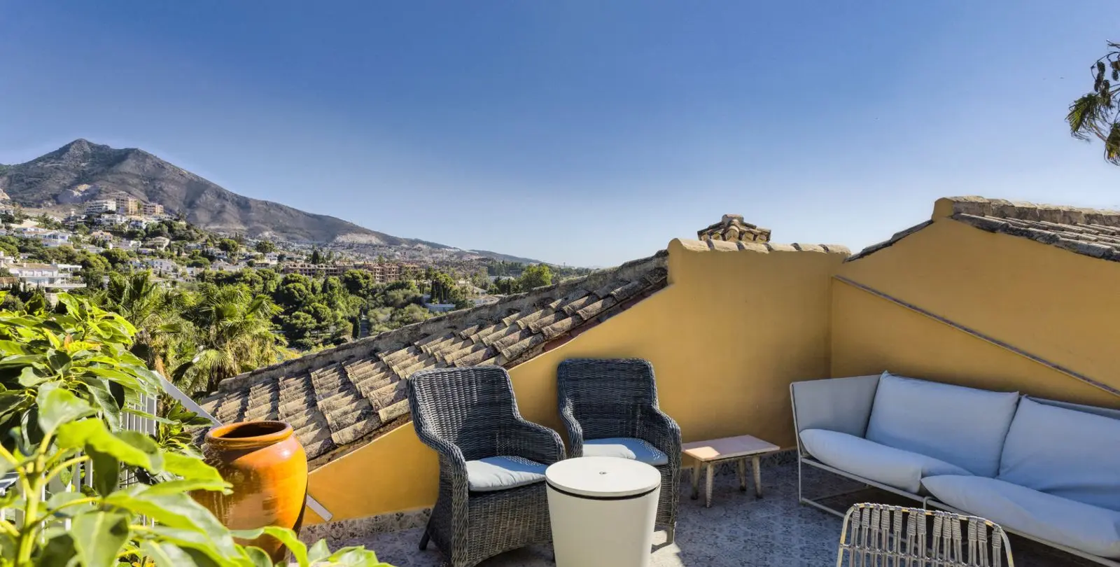 Sale of detached villa in Torremuelle 8