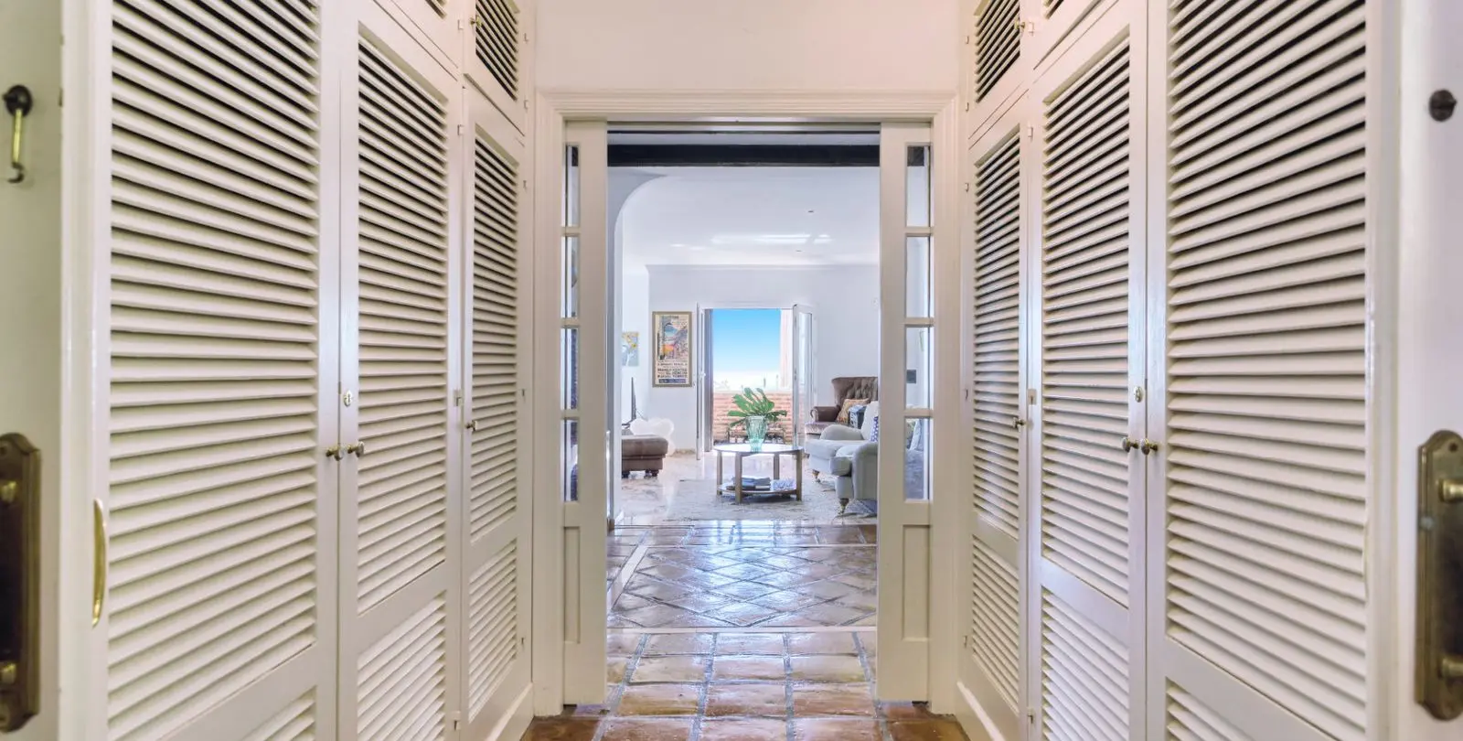 Sale of detached villa in Torremuelle 26