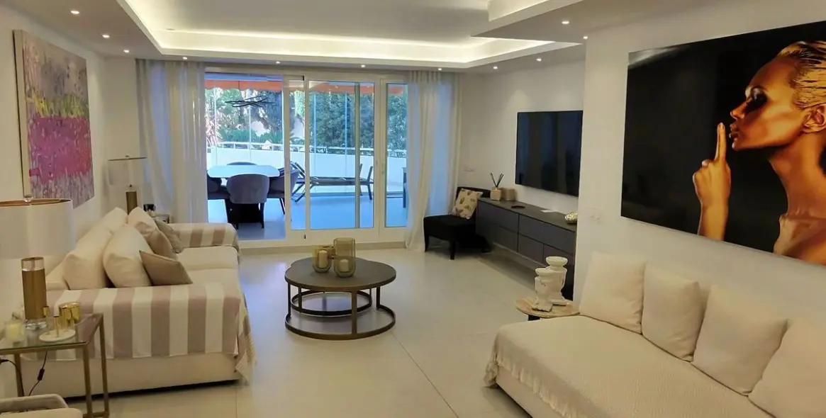 Продажа апартаментов на первом этаже в Puerto Banús 2