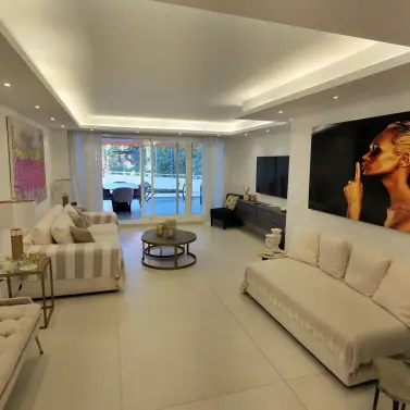 Продажа апартаментов на первом этаже в Puerto Banús