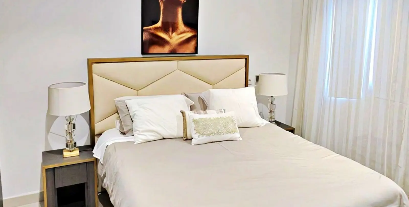 Sale of ground floor apartment in Puerto Banús 14